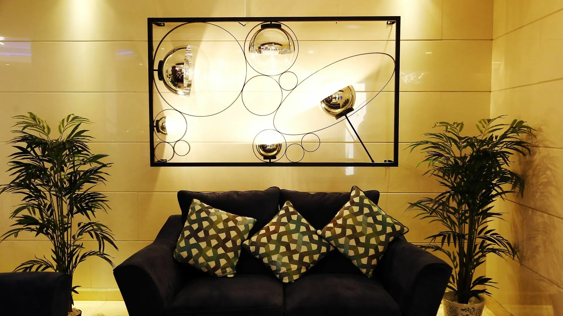 Grand Square Hotel Dubaj