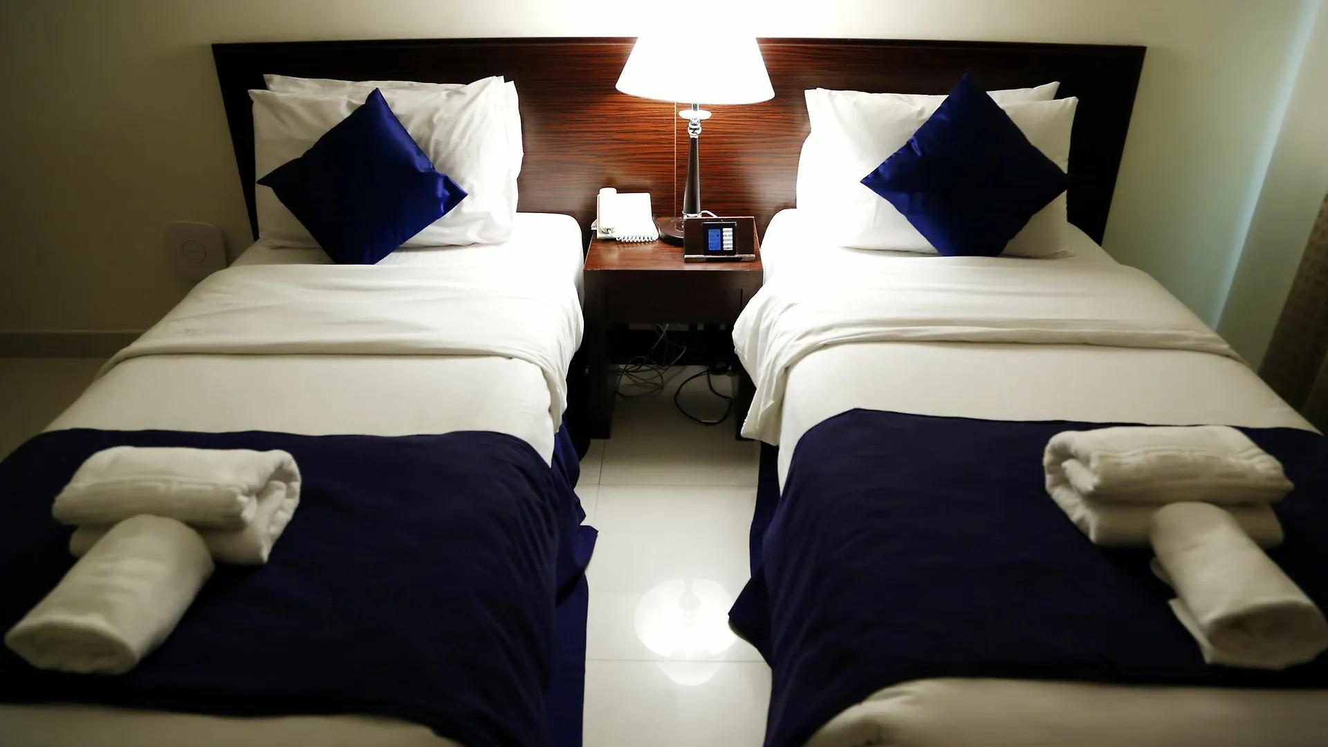 Grand Square Hotel Dubaj 2*,